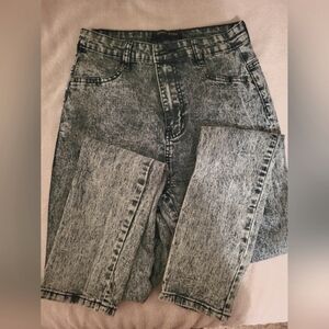 GOGO‎ Women's High Rise Skinny Jeans - Acid Wash (Size 11 Juniors)